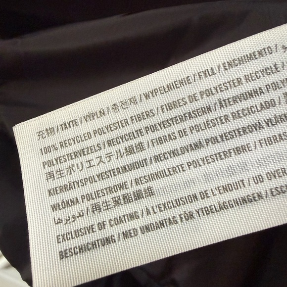 Abercrombie Kids Black Quilted Full Zip Jacket Water and Wind Resistant - Picture 6 of 6
